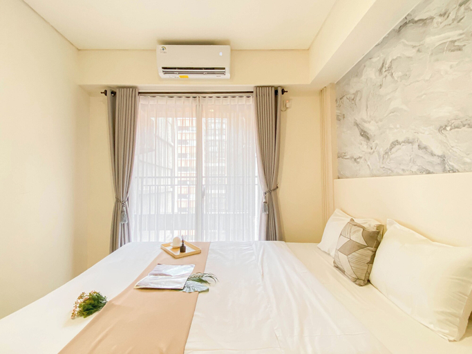 Room 4, Modern White Accent 2Br Apartment Meikarta, Cikarang