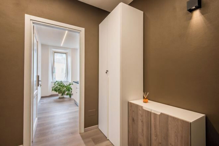 Interior 5, Smart Room Luxury Rooms with shared kitchen Online check-in, Siena