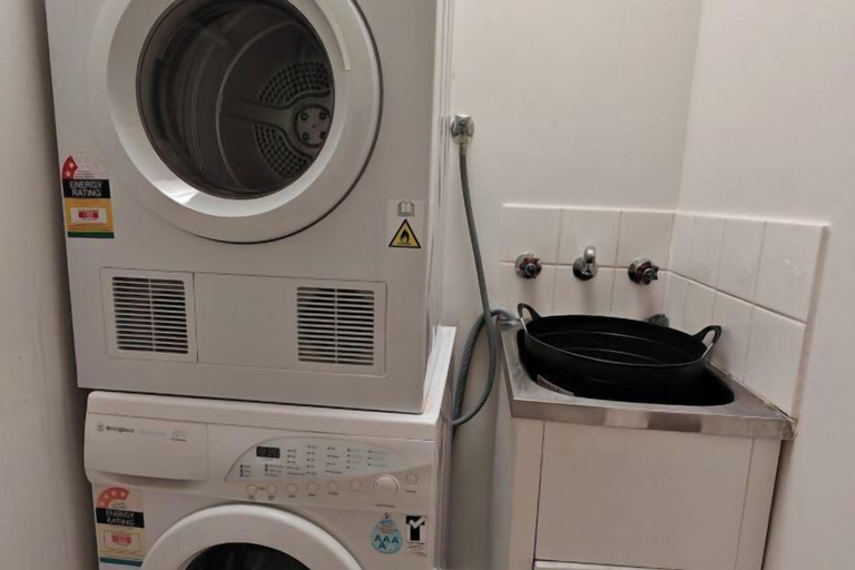 Laundry room, Humble Abode near Station, Costco, Eastland, Maroondah - Ringwood