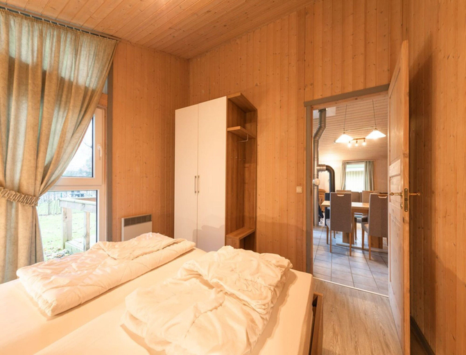 Room 4, Ferienhaus mit Sauna im Ferienpark Mirow, Mecklenburgische Seenplatte