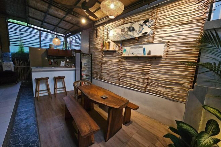 Others 4, Chris Homestay, Badung