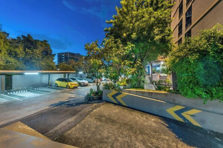 Exterior & Views 2, Shin Muffin ABAC Bangna, Bang Bo