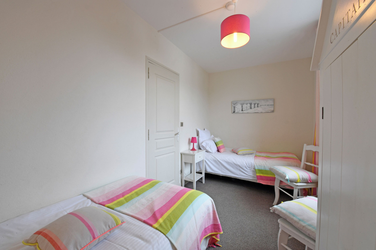 Room 4, LA VILLA JULIA, Manche