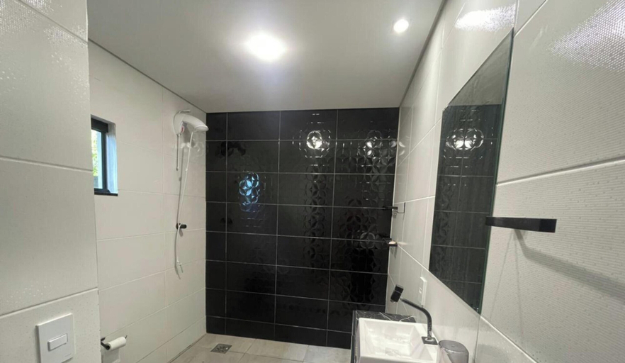 Bathroom 2, Refúgio Menegaz - Governador Celso Ramos - SC, Governador Celso Ramos