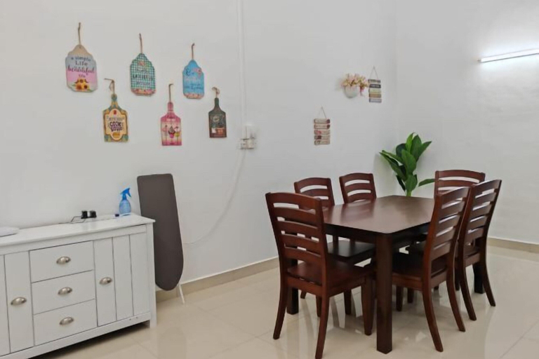 Restaurant, Favourite Homestay Melaka - 8Pax,4Br,4Bath, Malacca City