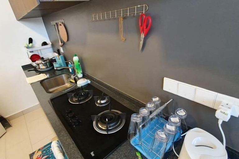 Private kitchen, Luxury Seaview Landmark Homestay at Gurney, Penang Island