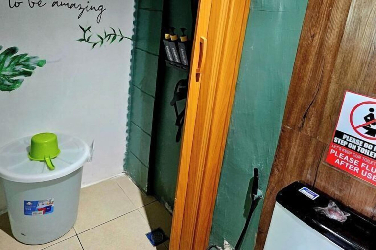 Bathroom 4, Natural Haven w/ Netflix,Videoke & Alfresco Dining, Dasmariñas