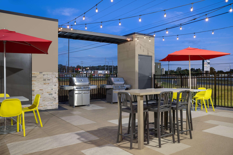 Food & Drinks 5, Home2 Suites By Hilton Cullman, Cullman