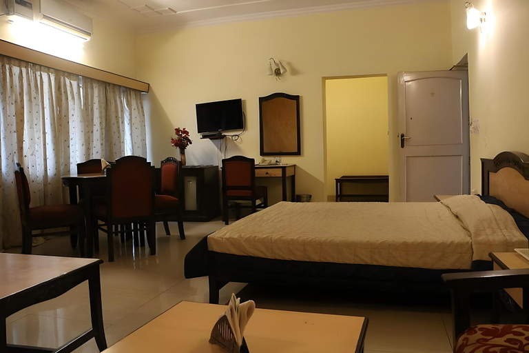 Bedroom 2, Red Bishop Tourist Resort, Panchkula