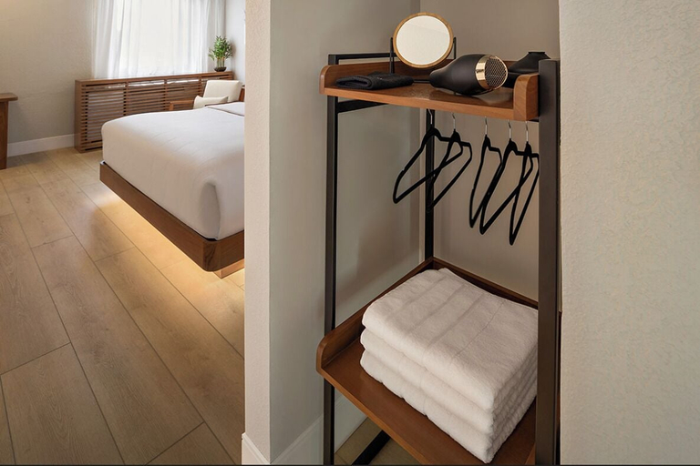 Room 4, The Amaya, Allen