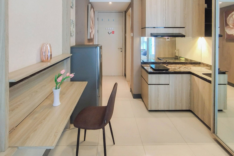 Interior 3, Compact Designed Studio At Anderson Supermall Mansion Apartment, Surabaya
