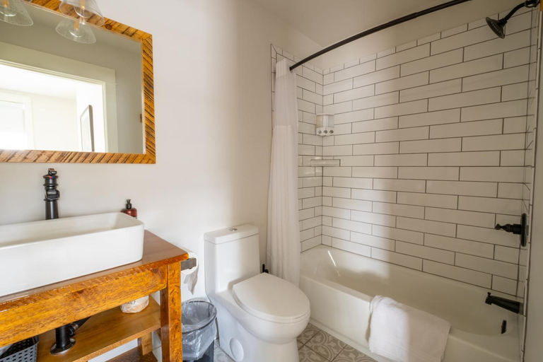 Bathroom 4, Eastside Guesthouse and Bivy, Inyo