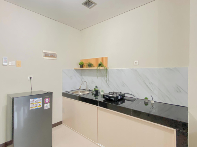 Private kitchen 3, Basic Style And Homey 2Br At Apartment Nifarro Park, Jakarta Selatan
