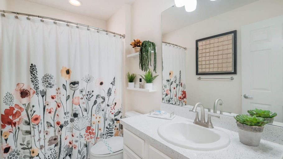 Bathroom 3, Emerald Island Resort 4 Bedroom Private Pool Home 4 Home, Osceola