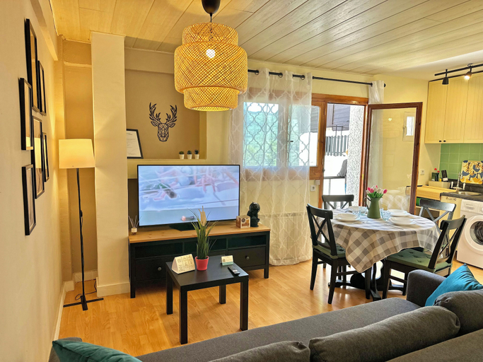 Living area 2, Apartamentos Confort Formigal 3000, Huesca