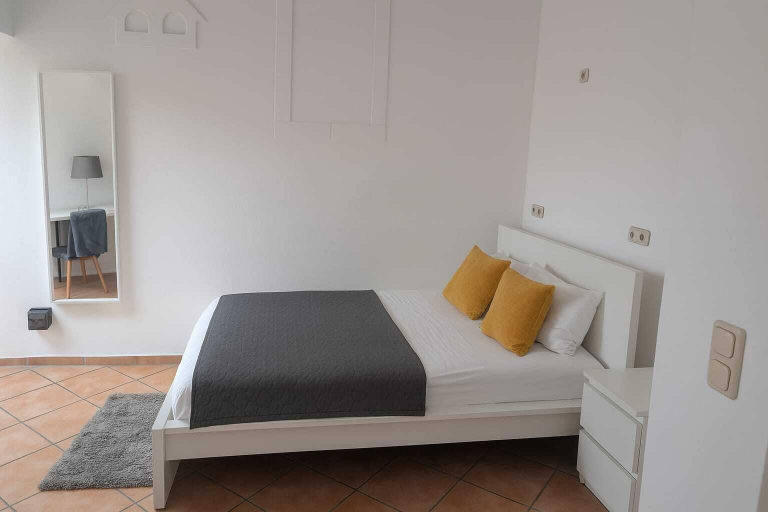 Room 5, Stay Smart Giessen Hotel & Appartments, Gießen
