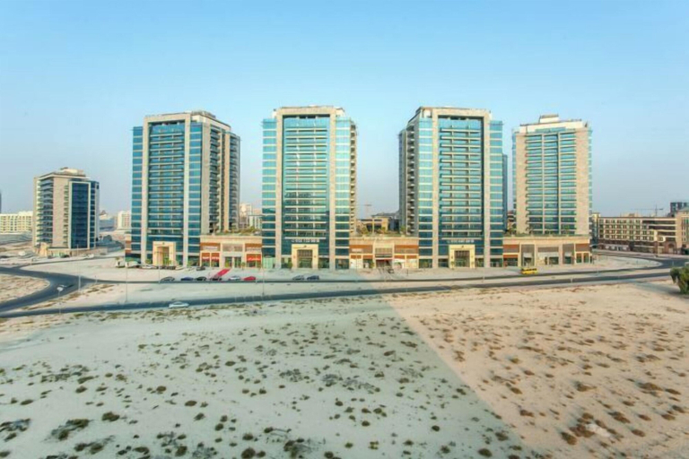 Exterior 3, bnbme Luxury Al Barsha Apt near Miracle Garden, Dubai