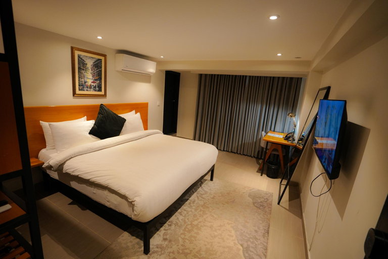 Bedroom 3, The Avenue Hotel, Islamabad