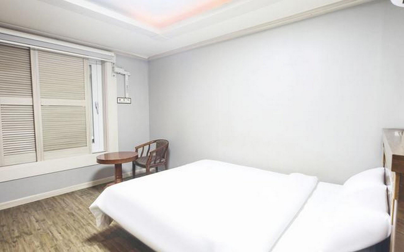 Bedroom 3, Incheon (Eulwangni) Bali, Jung