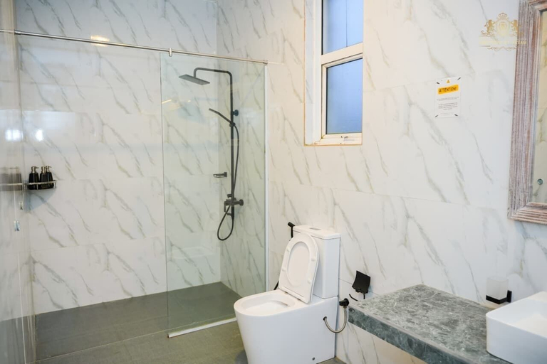 Bathroom 4, King Castle Lake Front by LAKSAM, Nuwara Eliya