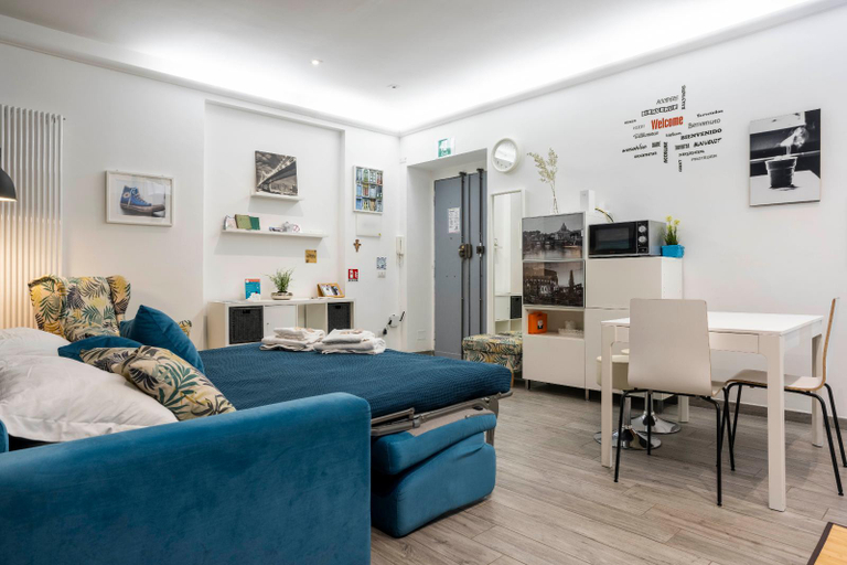 Others 5, Merulana Deluxe Apartment - Rione Monti by RHR, Roma