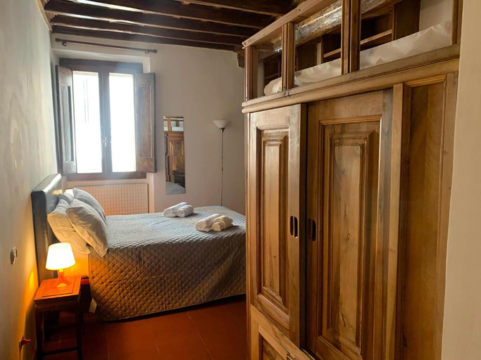 Room 2, Rome Down Town 2 by Ghor, Rome