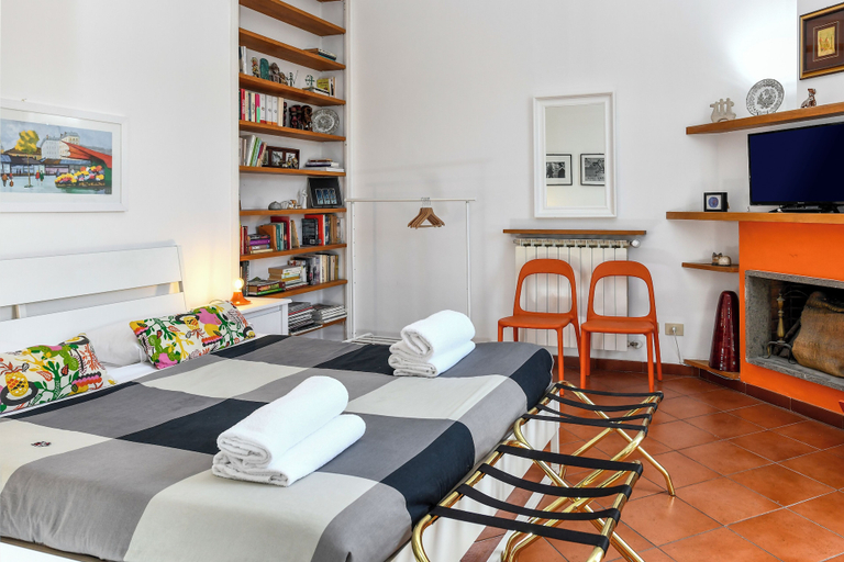 Bedroom 2, Monti Deluxe - Terrace Spectacular View, Rome