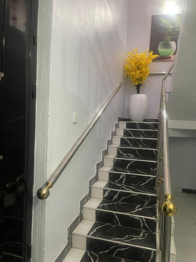 Room 4, Muniz Apartments, Ifako/Ijaye