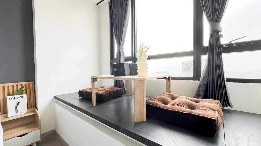 Others 3, Modern Look Studio Room At Collins Boulevard Apartment, Tangerang