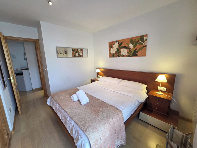 Bedroom 4, Apartamentos Pilartxo Jaca 3000, Huesca