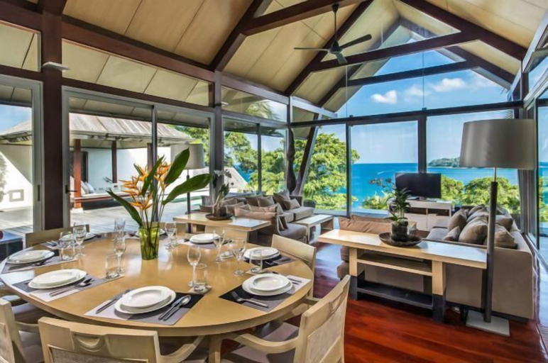 Food & Drinks 5, Laemsingh Villa 3 , Pulau Phuket