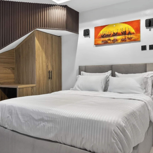 Room 3, GrandServe Luxury Apartments, AbujaMun