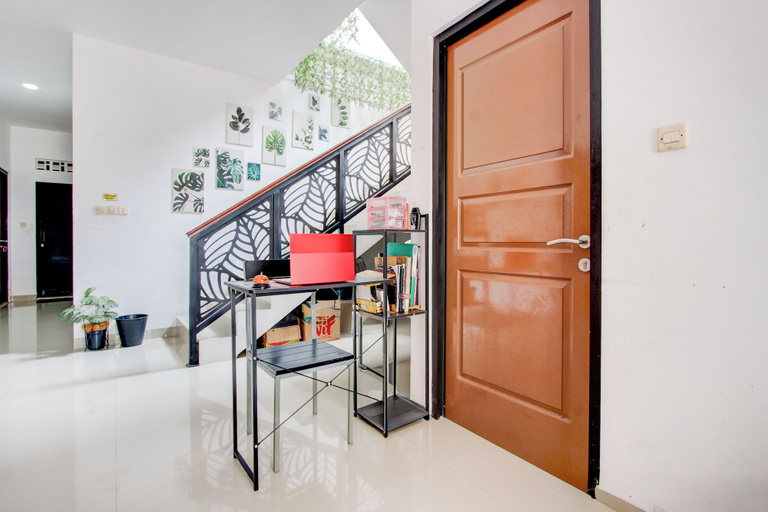 Reception 4, Hotel O Rumah Daun Guesthouse Jogja, Yogyakarta