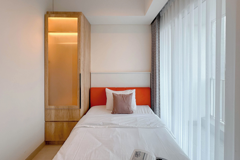 Interior 5, Cozy And Homey 2Br At Grand Sungkono Lagoon Apartment, Surabaya