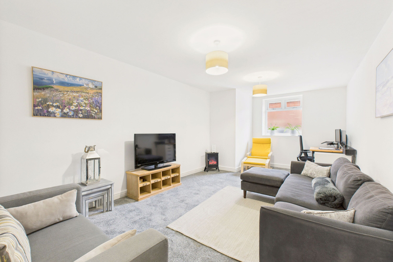 Room 2, Host Stay Alnmouth Suite, North Tyneside