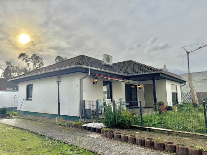 Exterior & Views 2, AR Boutique Hotel Heusenstamm, Offenbach