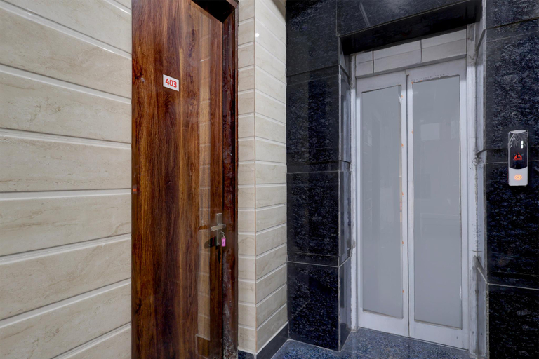 Facilities 2, Townhouse Phase 3 DLF Cyber City, Gurgaon
