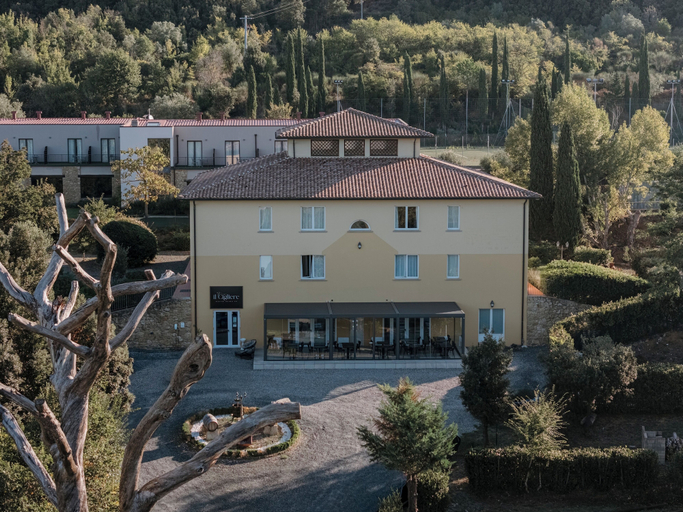 Front of property 5, Hotel with swimming pool in Riparbella, Pisa