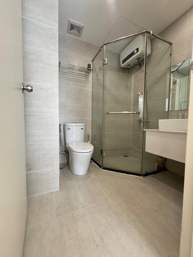 Bathroom, Studio Apartment near RMIT, District 7