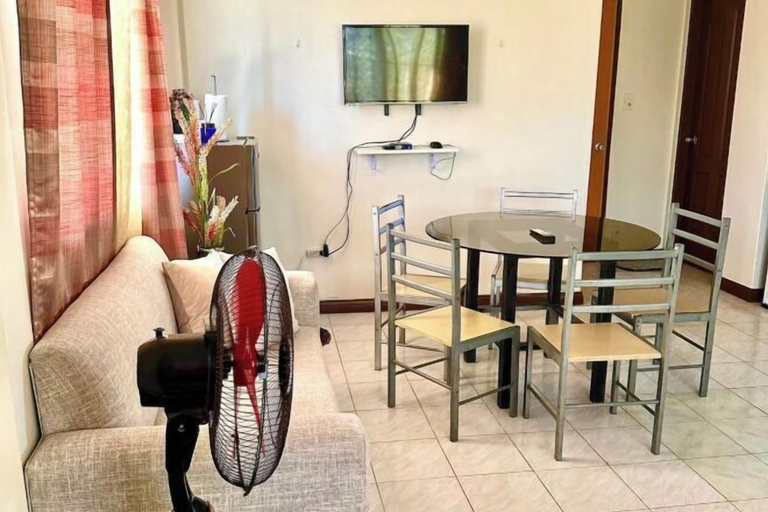 Living area 5, Cranberry's 2Br Unit nr Convention Center #1, Iloilo City