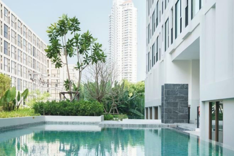 Outdoor pool 3, Sathon-Charoen Nakhon Condo, Khlong San