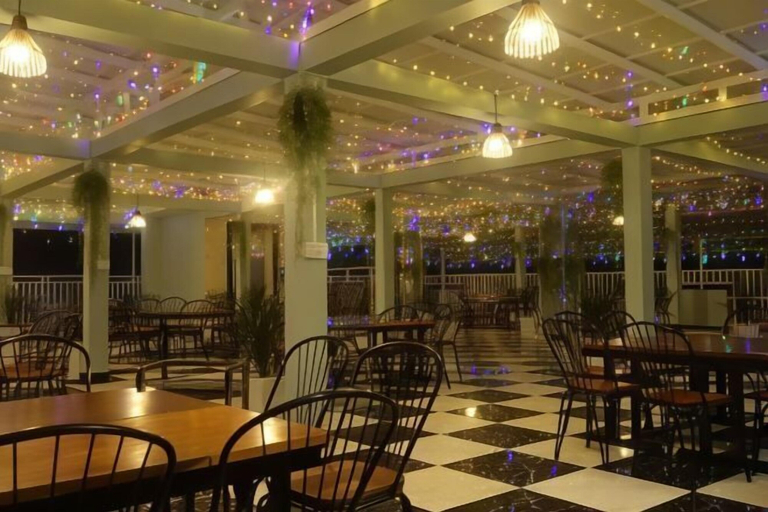 Restaurant, Suorsdei Sawadee, Kampot