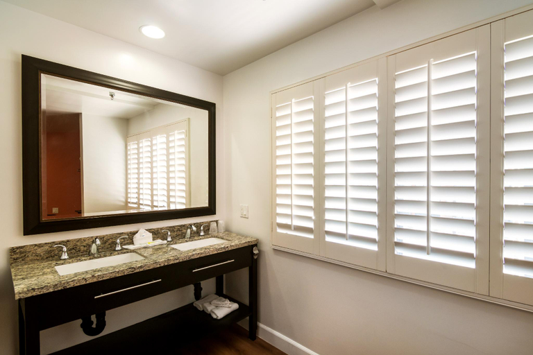 Bathroom 3, Motel 6 Monterey Park, CA, Los Angeles