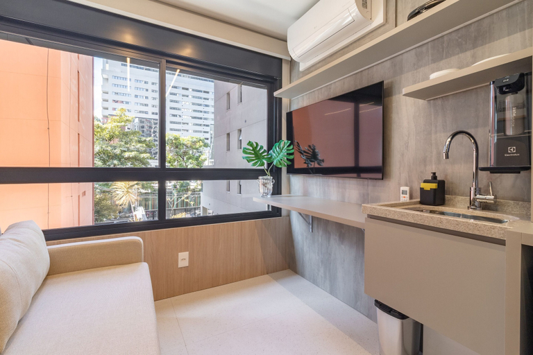 Room 4, Melo Alves 31 2p 1q, São Paulo
