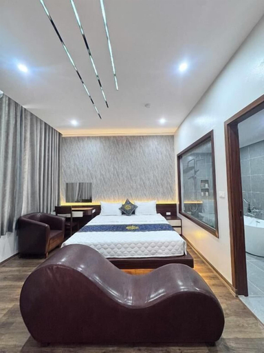 Room 4, Hoang Gia Luxury, Ba Đình