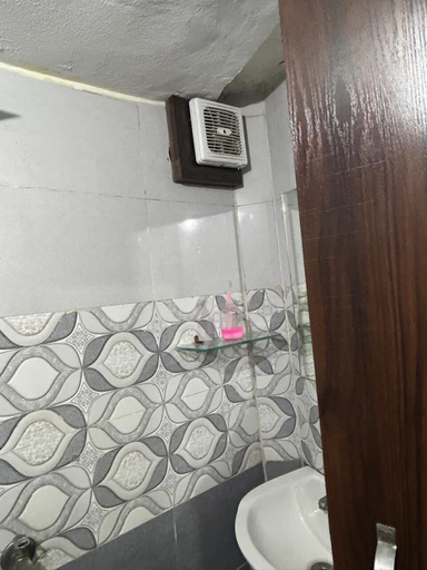 Bathroom 3, Hotel Priyanshi Palace, Ujjain