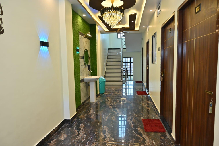 4, Bholashankara Vasavi Annapurna Satram, Varanasi