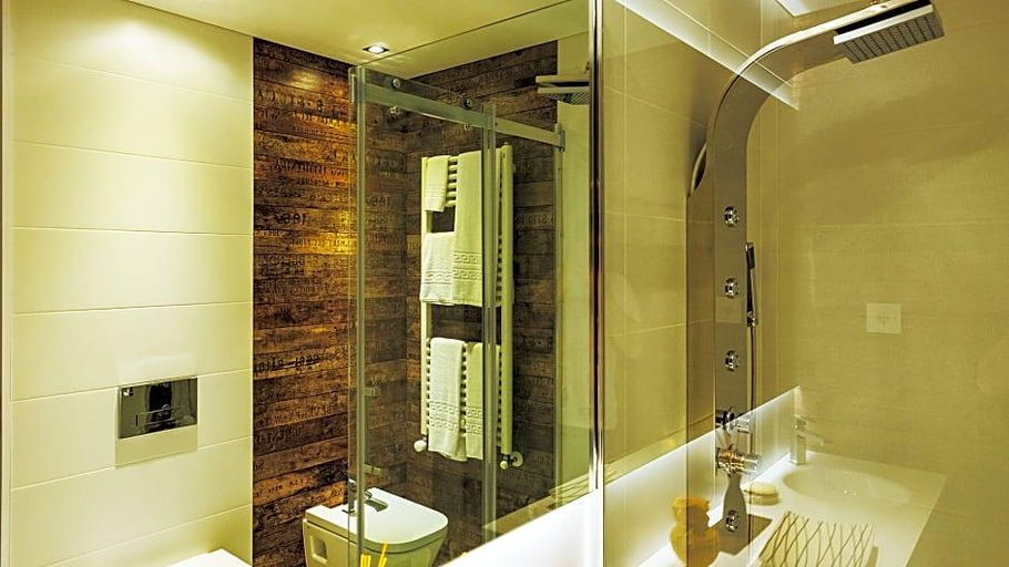Bathroom 4, Agrinho Suites & Spa Geres, Terras de Bouro
