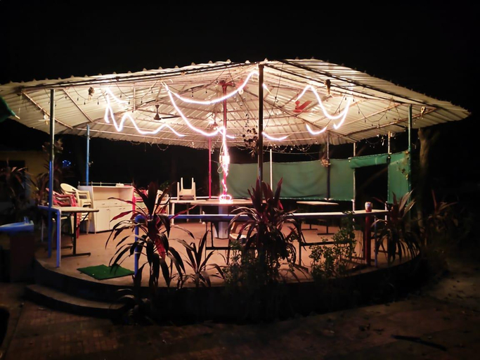 Food & Drinks, Patil resort, Raigarh