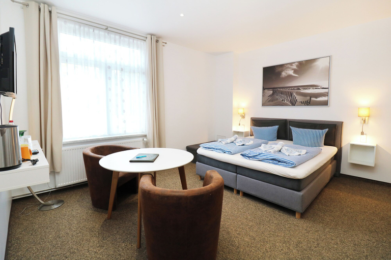 Bedroom 3, Hotel Wald und Meer in Koserow, Vorpommern-Greifswald